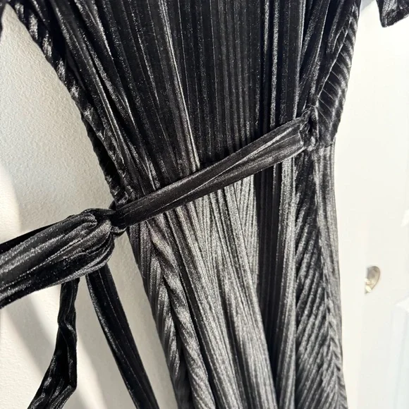Baltic Born Black Velvet Andi Ribbed Wrap Dress Size Small Formal Bridesmaid - Picture 11 of 15